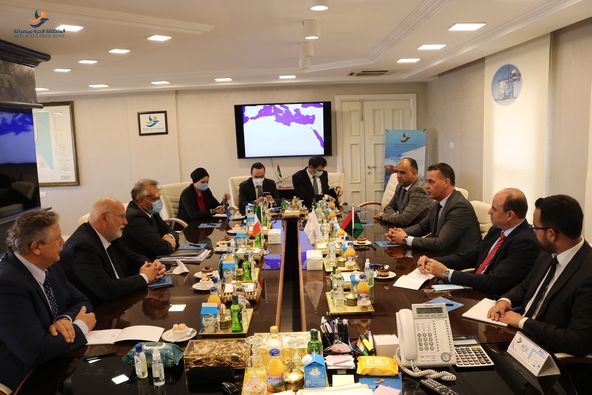 زيارة السفير الايطالي لدى ليبيا للمنطقة الحرة بمصراتة