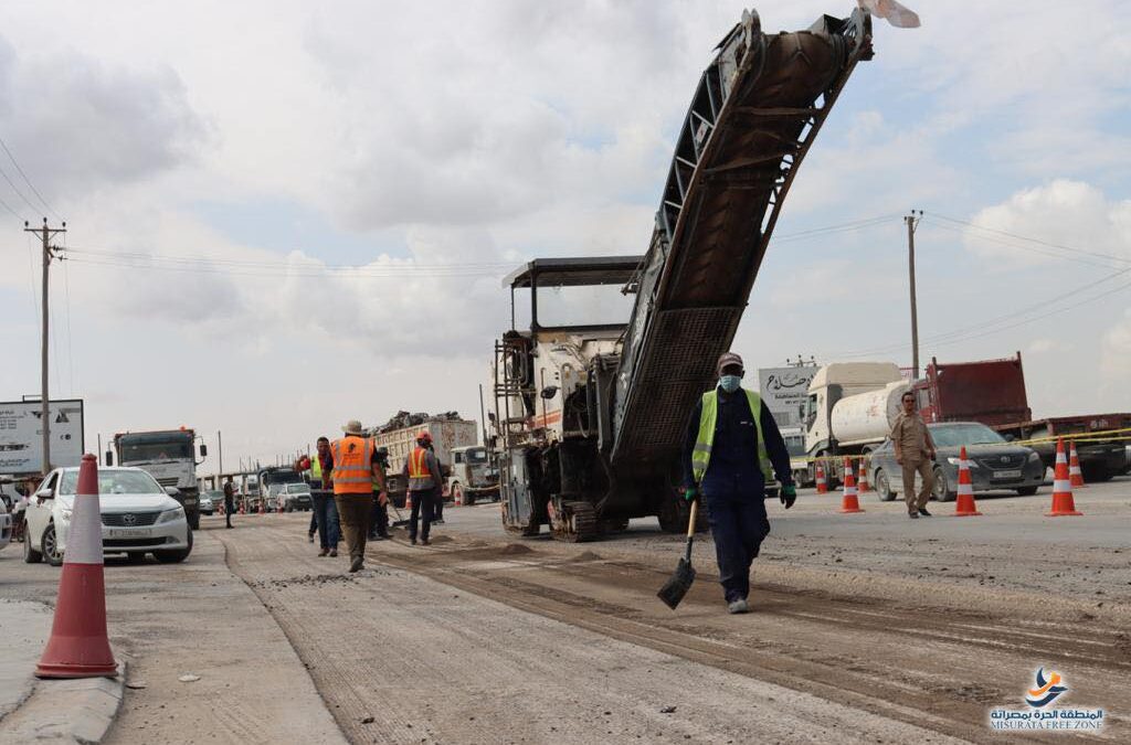 مشروع صيانة طريق النقل الثقيل