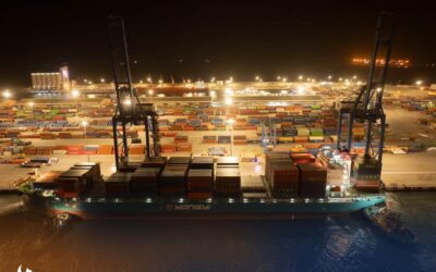 الخط الصيني Sea Legend يباشرا ولى رحلاته بميناء المنطقة الحرة