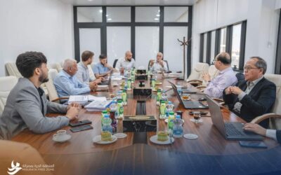 سوربانا جورونج” العالمية تقدم دراساتها الفنية في تطوير البنية التحتية للمنطقة الحرة بمصراتة