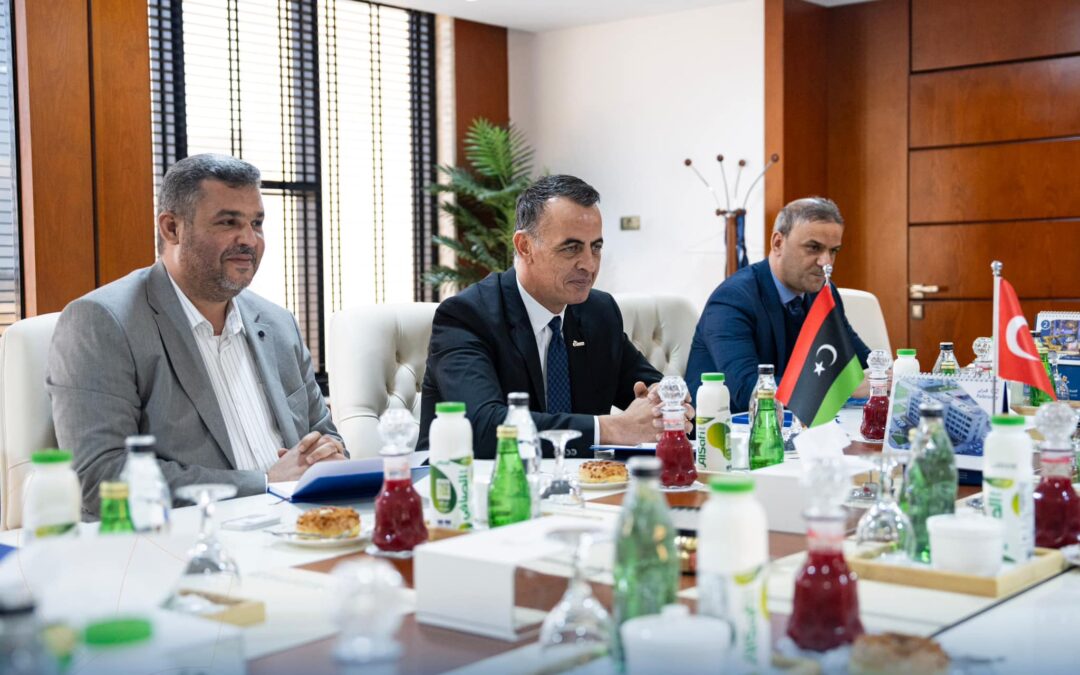 رئيس لجنة الإدارة يستقبل القنصل العام للقنصلية التركية بمصراتة